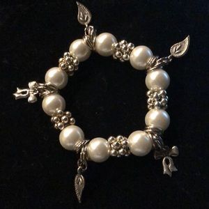 Faux Pearl Silver Tone Stretch Bracelet